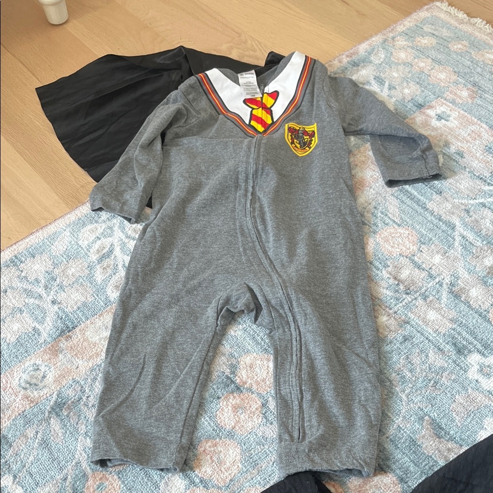 Gryffindor costume 18m